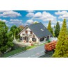 Renovated detached house