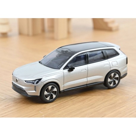 Volvo EX90, 2024